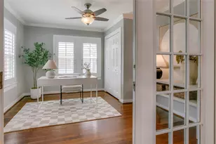 2745 Ivandell Ave, Dallas, TX 75211 - Photo 11