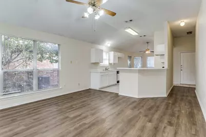 718 Indianpaint Drive, Mesquite, TX 75149 - Photo 3