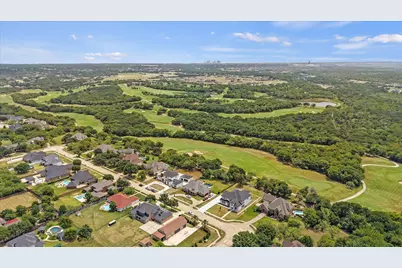 1032 E Parview Circle, Grand Prairie, TX 75104 - Photo 3