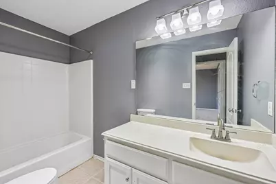 1910 Bentwood Court, Grapevine, TX 76051 - Photo 29