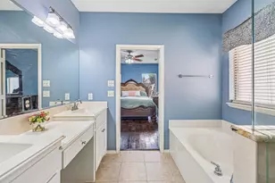 1910 Bentwood Ct, Grapevine, TX 76051 - Photo 25