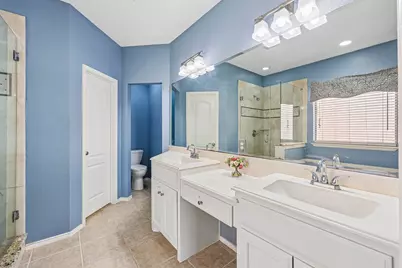 1910 Bentwood Court, Grapevine, TX 76051 - Photo 23