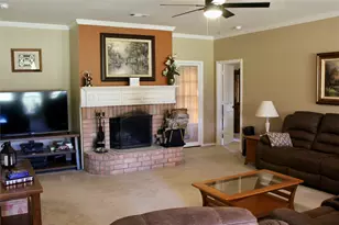 166 Meadowview Cir, Van Alstyne, TX 75495 - Photo 7
