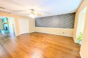 2100 N Rough Creek Ct, Granbury, TX 76048 - Photo 7