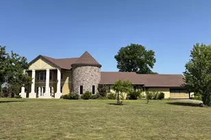 195 Whitworth Rd, Whitewright, TX 75491 - Photo 1