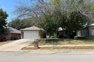 6217 Firebird Dr, Watauga, TX 76148 - Photo 1