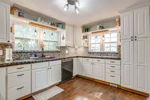 515 SW 13th St, Mineral Wells, TX 76067 - Photo 9
