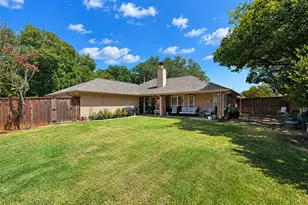 2136 Goldfinch Dr, Lewisville, TX 75077 - Photo 5