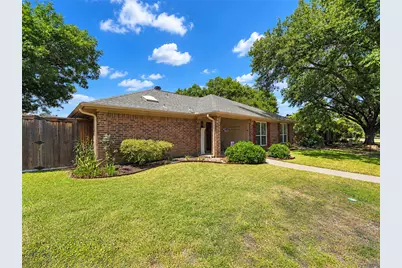 2136 Goldfinch Drive, Lewisville, TX 75077 - Photo 25