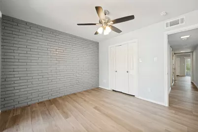 2229 Seville Court, Dalworthington Gardens, TX 76013 - Photo 7