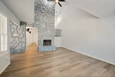 2229 Seville Court, Dalworthington Gardens, TX 76013 - Photo 3