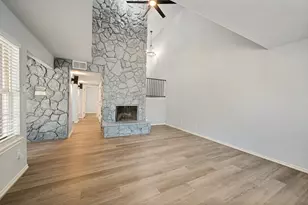 2229 Seville Ct, Dalworthington Gardens, TX 76013 - Photo 3