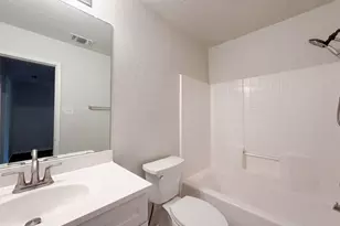 825 Village Point Ln, Fort Worth, TX 76108 - Photo 9