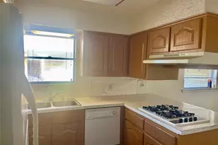 2110 SE 25th Ave, Mineral Wells, TX 76067 - Photo 5