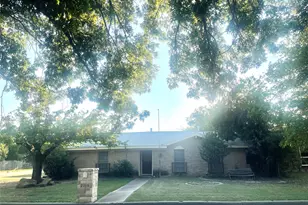 2110 SE 25th Ave, Mineral Wells, TX 76067 - Photo 1