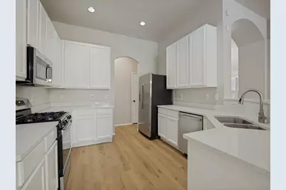 5051 Showdown Lane, Grand Prairie, TX 75052 - Photo 5