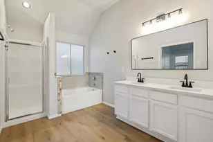 5051 Showdown Ln, Grand Prairie, TX 75052 - Photo 11