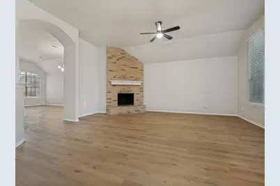 5051 Showdown Lane, Grand Prairie, TX 75052 - Photo 3