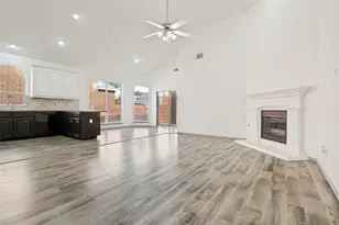 3255 Serpis, Grand Prairie, TX 75054 - Photo 7