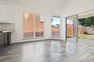 3255 Serpis, Grand Prairie, TX 75054 - Photo 7