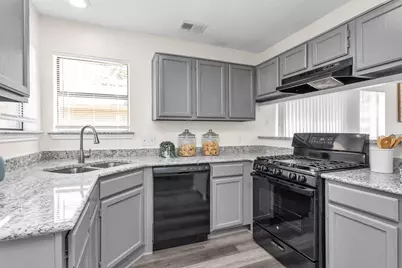 11805 S Eloise, Balch Springs, TX 75180 - Photo 11