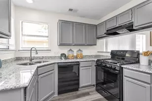 11805 S Eloise, Balch Springs, TX 75180 - Photo 11