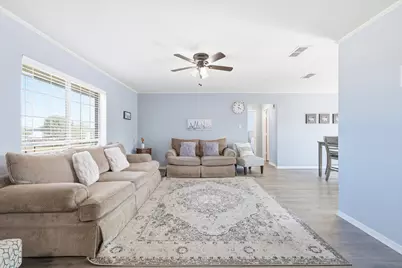 3873 Lois Road E, Sanger, TX 76266 - Photo 9