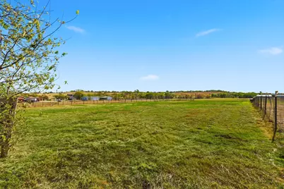 3873 Lois Road E, Sanger, TX 76266 - Photo 35