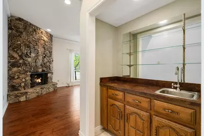 3020 Stonehenge Lane, Carrollton, TX 75006 - Photo 5