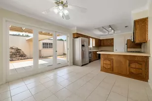 3020 Stonehenge Ln, Carrollton, TX 75006 - Photo 11