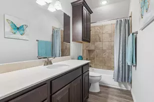 985 E Villas Ct, Lewisville, TX 75067 - Photo 15
