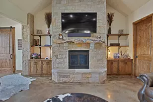205 Haciendas Dr, Weatherford, TX 76087 - Photo 5