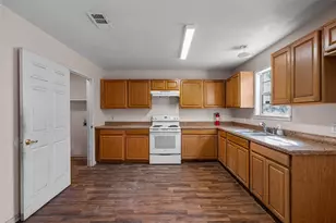 1309 Tabor St, Waco, TX 76704 - Photo 5