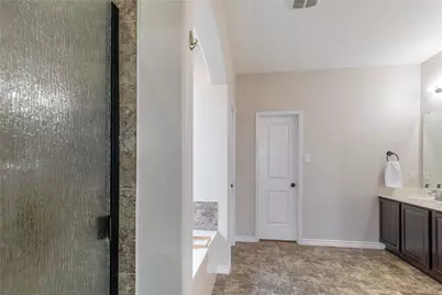 5708 Sleepy Creek Lane, Fort Worth, TX 76179 - Photo 17