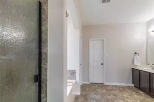5708 Sleepy Creek Ln, Fort Worth, TX 76179 - Photo 17