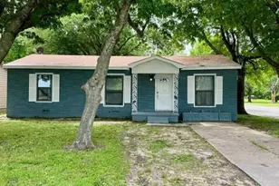 1505 Lynn St, Bonham, TX 75418 - Photo 1