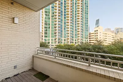 2323 N Houston Street #310, Dallas, TX 75219 - Photo 29