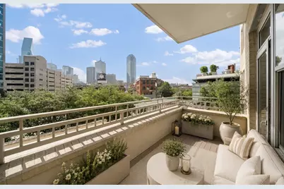 2323 N Houston Street #310, Dallas, TX 75219 - Photo 1