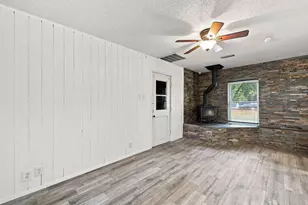 3025 Field St, Haltom City, TX 76117 - Photo 11