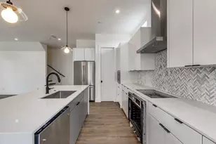 2915 Lucas, Dallas, TX 75219 - Photo 5