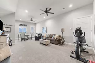 104 Spieth Ct, Granbury, TX 76048 - Photo 23