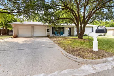 807 W Elizabeth Drive, Robinson, TX 76706 - Photo 5