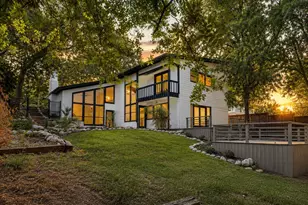 7314 Walling Ln, Dallas, TX 75231 - Photo 1