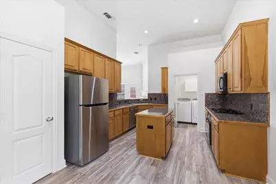 567 Southridge Way, Irving, TX 75063 - Photo 15