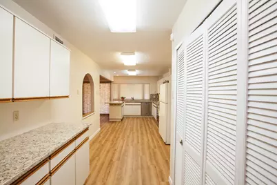 921 Mossvine Drive, Plano, TX 75023 - Photo 11