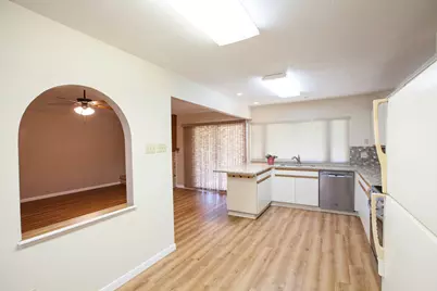 921 Mossvine Drive, Plano, TX 75023 - Photo 13