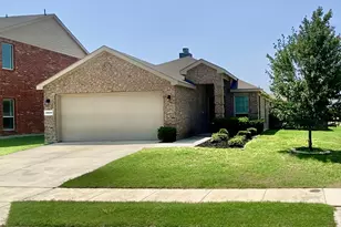 8800 Deadwood Ln, Aubrey, TX 76227 - Photo 1