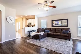 8800 Deadwood Ln, Aubrey, TX 76227 - Photo 5