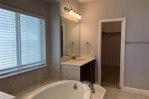 2417 Kingsgate Dr, Little Elm, TX 75068 - Photo 17
