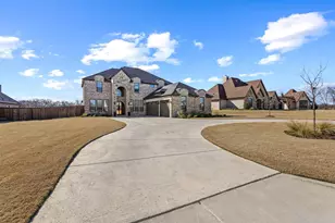 105 Shawnee Trl, Pottsboro, TX 75076 - Photo 1